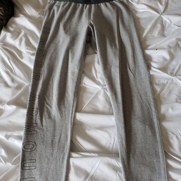 Under Amour pants - Picture 1 of 3